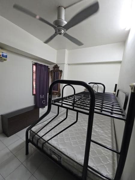 Pangsapuri untuk Dijual di Sri Dahlia - Michael Choong - Bedroom - PropertyGuru.com.my
