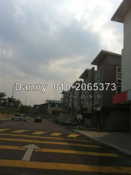 Shop for Sale in Taman Bukit Serdang (Seri Kembangan) - Kien Peng Hong - PropertyGuru.com.my
