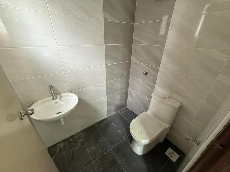 Rumah Teres 2-Tingkat untuk Dijual di Ipoh (Perak) - Nicholas Lee - Bathroom - PropertyGuru.com.my