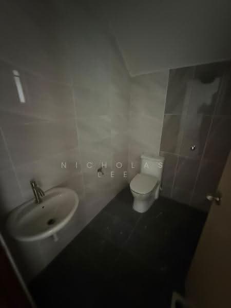 Rumah Teres 2-Tingkat untuk Dijual di Ipoh (Perak) - Nicholas Lee - Bathroom - PropertyGuru.com.my