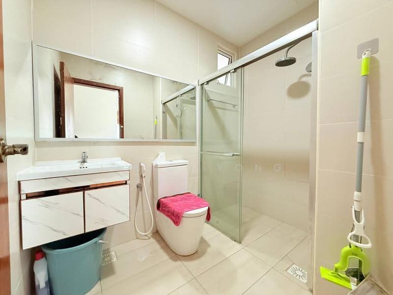 Service Residence for Rent at Grandview 360 - Janice Yong - Bathroom - PropertyGuru.com.my