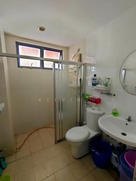 Service Residence for Sale at D'Alamanda - Kelvin . - Bathroom - PropertyGuru.com.my