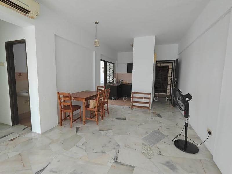 Apartment for Sale at Pangsapuri Seri Pinang - Kien Peng Hong - PropertyGuru.com.my