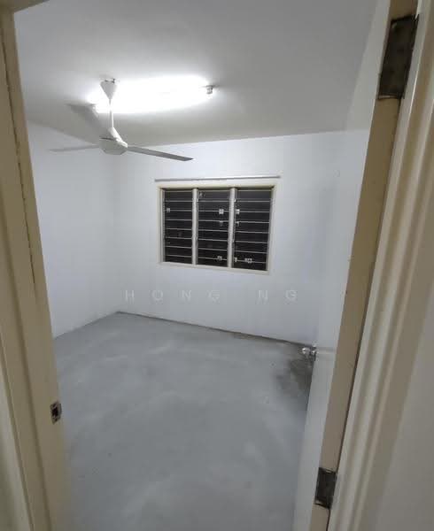 Flat for Rent at Pangsapuri Sentosa - Hong Ng - Interior - PropertyGuru.com.my