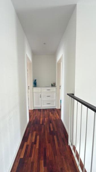 Rumah Teres 3-Tingkat untuk Disewa di Tamansari (Rawang) - Agnes Foo - Corridor - PropertyGuru.com.my