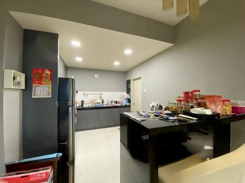 Condominium for Sale at Zefer Hill Residence - Stanley Hang - Kitchen - PropertyGuru.com.my