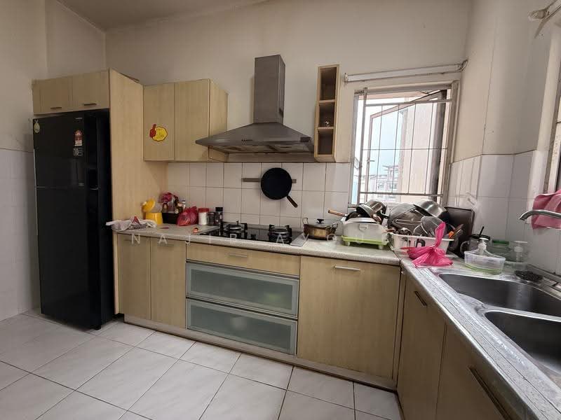 Condominium for Sale at Seri Maya Condominium - Najib Ayoubi - Kitchen - PropertyGuru.com.my