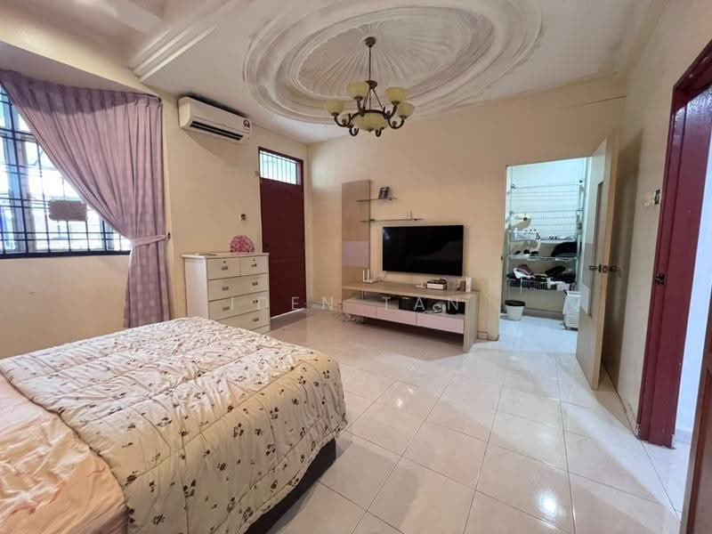 2-storey Terraced House for Sale in Taman Pulai Utama (Skudai) - Iden Tan - Bedroom - PropertyGuru.com.my