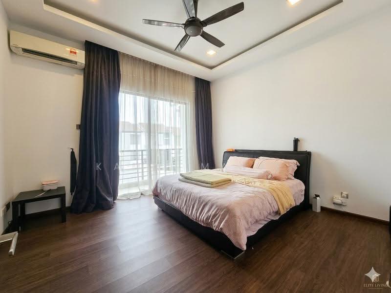 Rumah Teres 3-Tingkat untuk Dijual di Tropicana Heights (Kajang) - Kamal Manaf - Bedroom - PropertyGuru.com.my