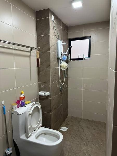 Kediaman Servis untuk Disewa di Veranda Residence - Desmond Lee - Bathroom - PropertyGuru.com.my