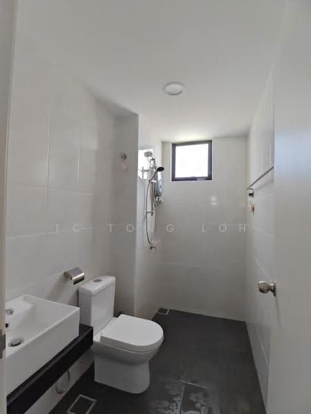 2-storey Terraced House for Rent in Bandar Cassia (Batu Kawan) - TC Tong Loh - Bathroom - PropertyGuru.com.my
