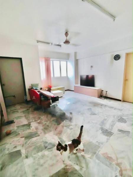Pangsapuri untuk Disewa di Tasik Heights Apartment - Basri Munir - Living Room - PropertyGuru.com.my