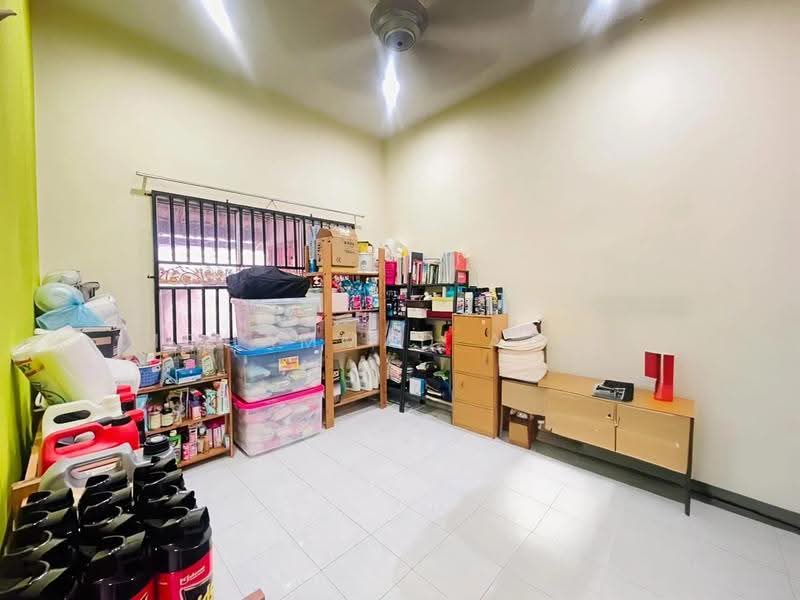 Semi-Detached House for Sale in Beserah (Pahang) - Mohammad Azizi - Interior - PropertyGuru.com.my