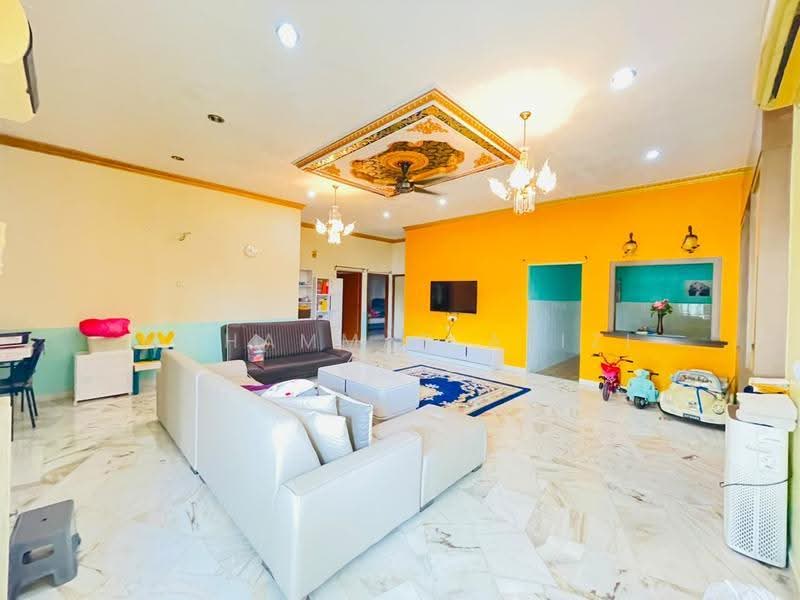 Semi-Detached House for Sale in Beserah (Pahang) - Mohammad Azizi - Living Room - PropertyGuru.com.my