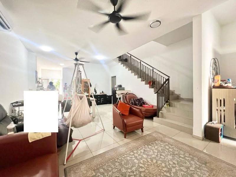 Rumah Teres 2-Tingkat untuk Dijual di Sepang (Selangor) - Alif Saad - Living Room - PropertyGuru.com.my