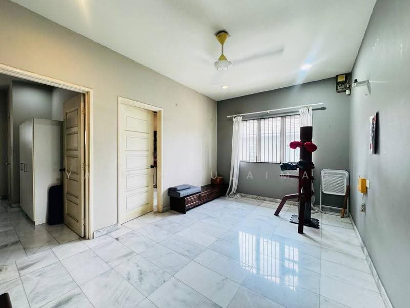 Rumah Teres 2-Tingkat untuk Dijual di Kota Damansara (Selangor) - Yasmin Sulaiman - Living Room - PropertyGuru.com.my