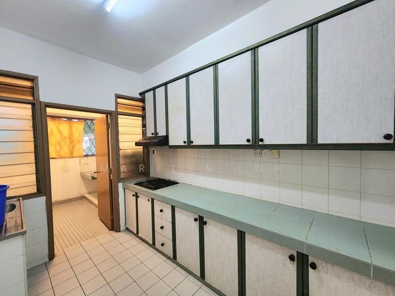 Condominium for Sale at Kelana Puteri - Marilyn Loh - Kitchen - PropertyGuru.com.my