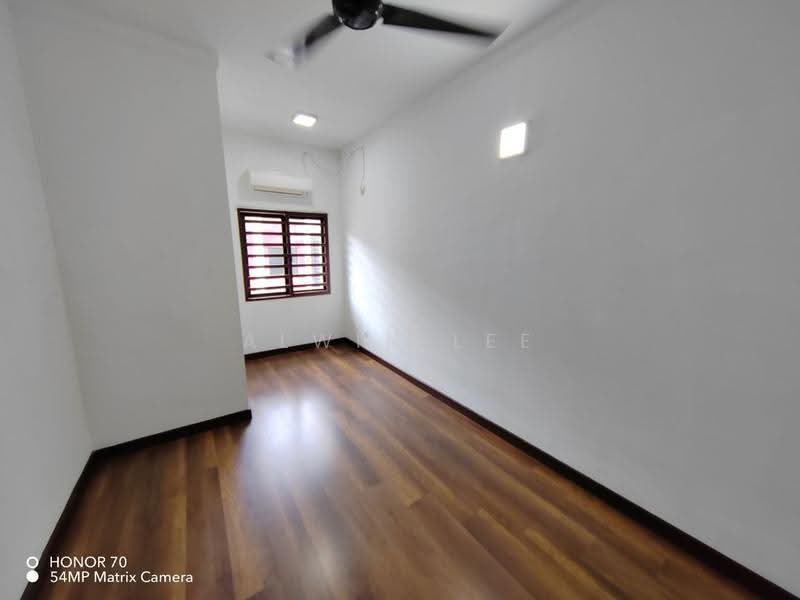 2-storey Terraced House for Sale in Bandar Bukit Raja (Klang) - Alwin Lee - Interior - PropertyGuru.com.my