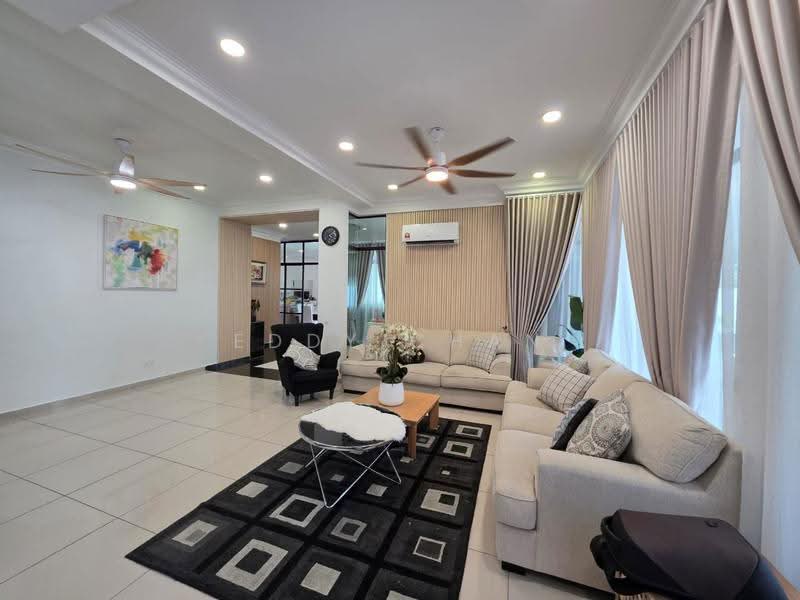 Cluster House for Sale in Taman Kota Masai (Pasir Gudang) - Eddy Chan - Living Room - PropertyGuru.com.my