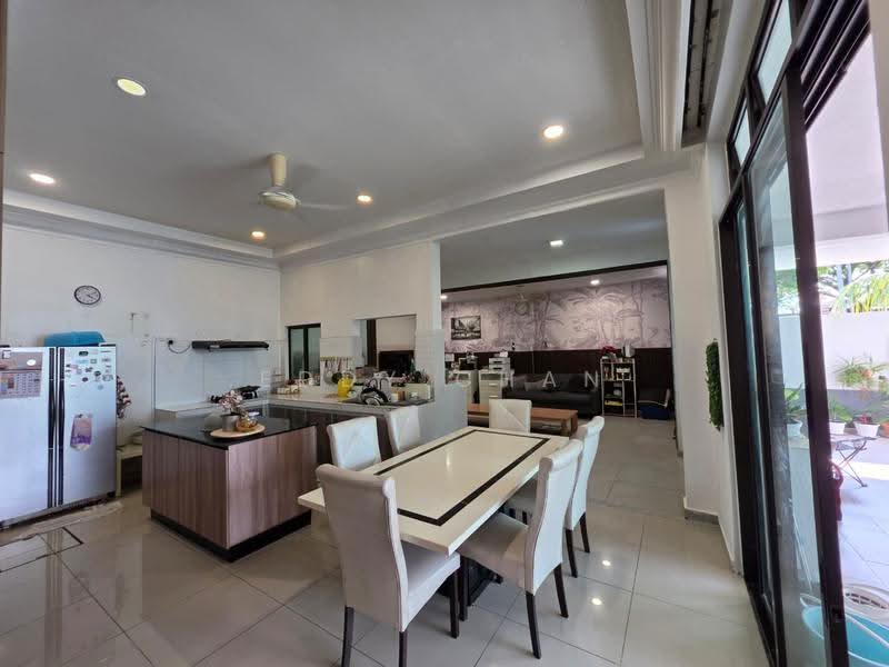 Cluster House for Sale in Taman Kota Masai (Pasir Gudang) - Eddy Chan - Kitchen - PropertyGuru.com.my