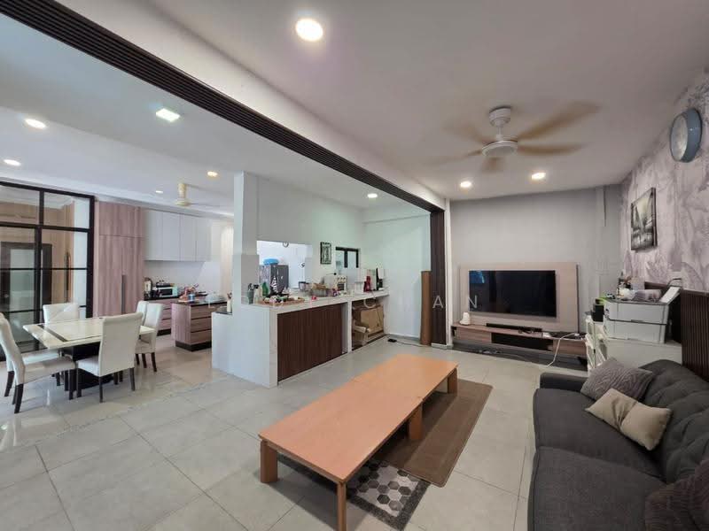 Cluster House for Sale in Taman Kota Masai (Pasir Gudang) - Eddy Chan - Living Room - PropertyGuru.com.my