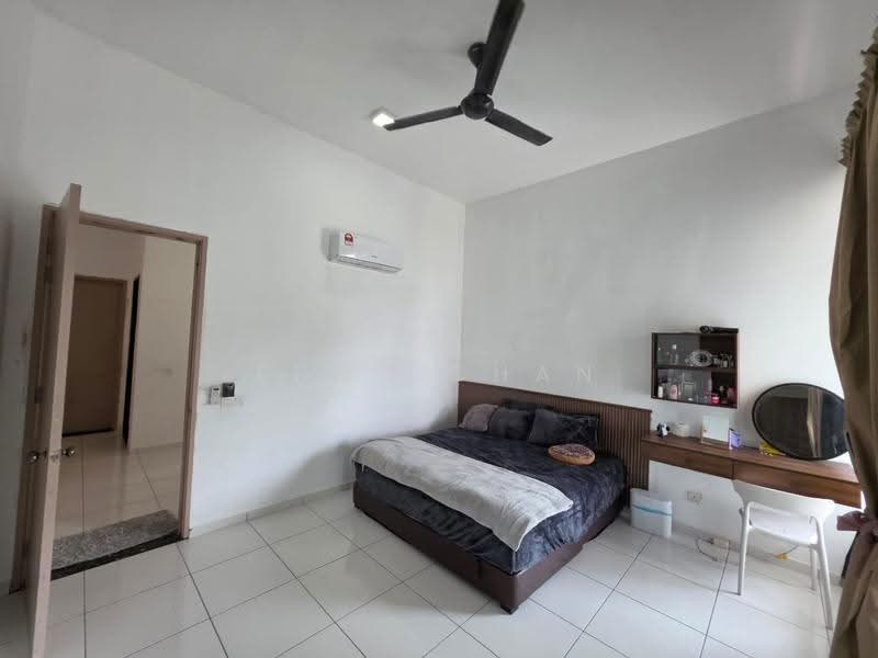 Cluster House for Sale in Taman Kota Masai (Pasir Gudang) - Eddy Chan - Bedroom - PropertyGuru.com.my