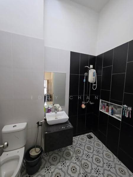 Cluster House for Sale in Taman Kota Masai (Pasir Gudang) - Eddy Chan - Bathroom - PropertyGuru.com.my