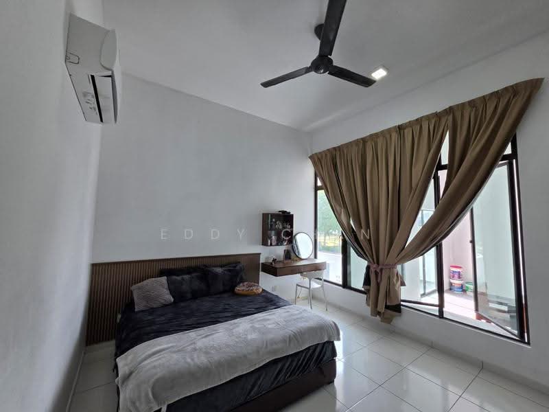 Cluster House for Sale in Taman Kota Masai (Pasir Gudang) - Eddy Chan - Bedroom - PropertyGuru.com.my