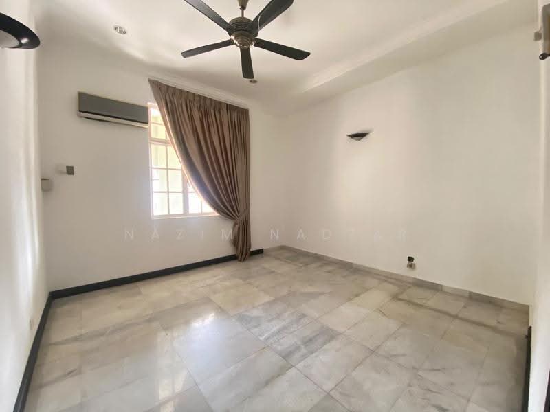 Bungalow House for Sale in Country Heights (Kajang) - Nazim Nadzar - PropertyGuru.com.my