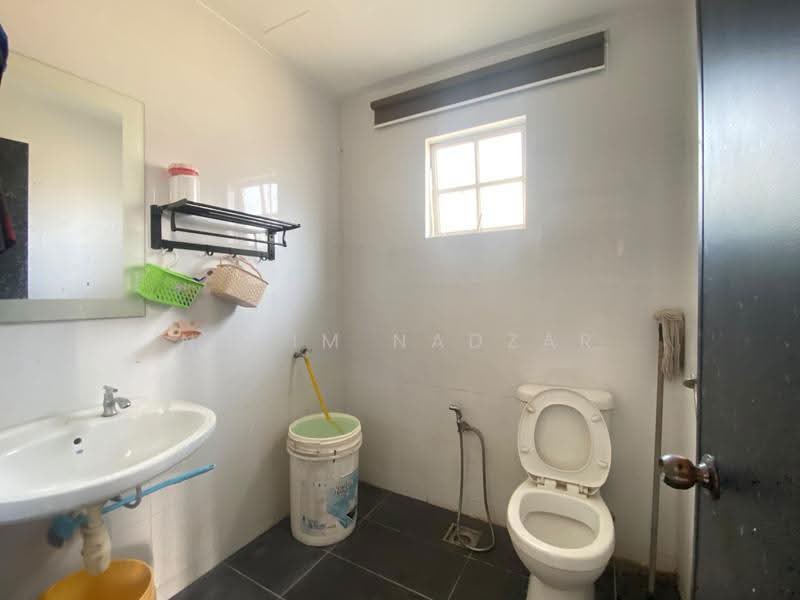 Bungalow House for Sale in Country Heights (Kajang) - Nazim Nadzar - PropertyGuru.com.my