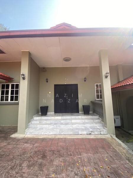 Bungalow House for Sale in Country Heights (Kajang) - Nazim Nadzar - PropertyGuru.com.my