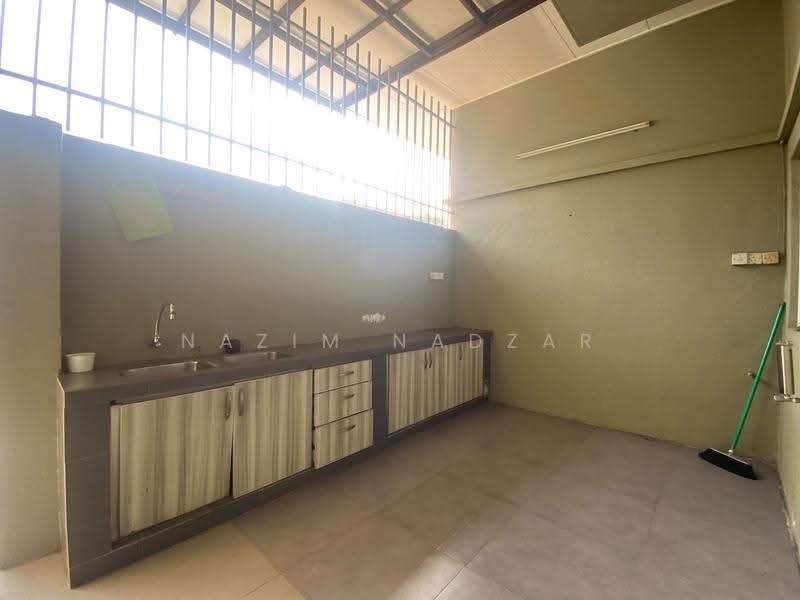Bungalow House for Sale in Country Heights (Kajang) - Nazim Nadzar - PropertyGuru.com.my