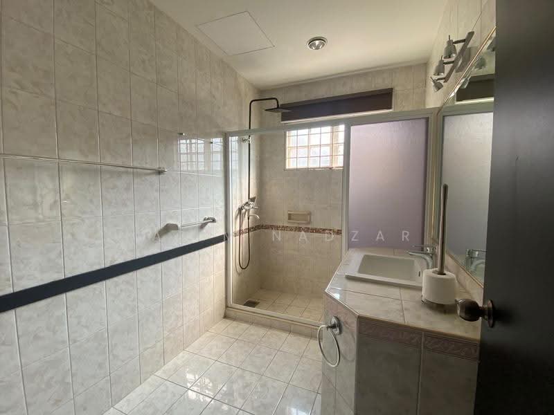 Bungalow House for Sale in Country Heights (Kajang) - Nazim Nadzar - PropertyGuru.com.my