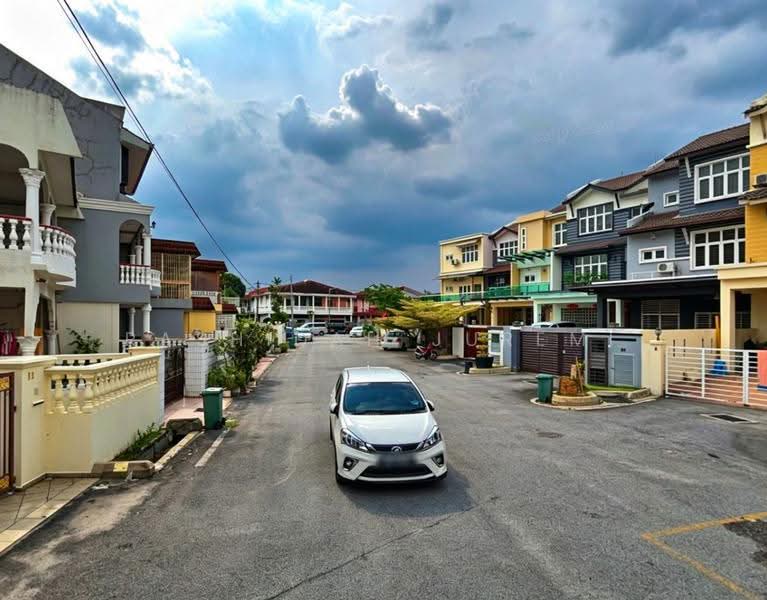 2-storey Terraced House for Sale in Sentul (Kuala Lumpur) - Rashidah Juremi - Exterior - PropertyGuru.com.my