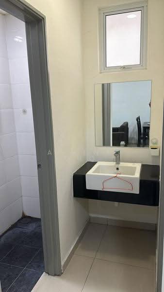 Kediaman Servis untuk Disewa di Mesahill - Athena Cho - Bathroom - PropertyGuru.com.my