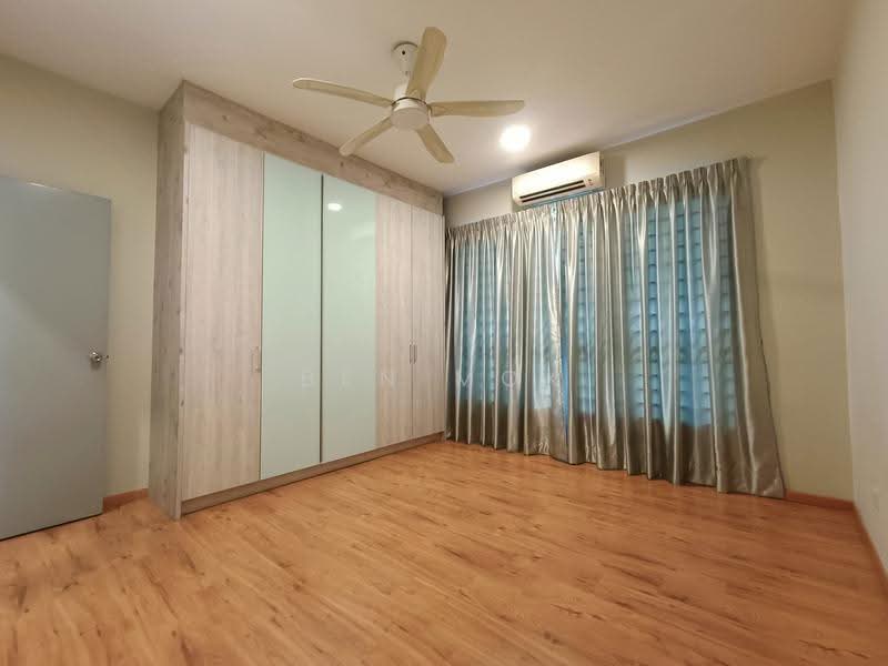 Kondominium untuk Dijual di Palace Court (Sri Istana) - Ben Mok - Bedroom - PropertyGuru.com.my
