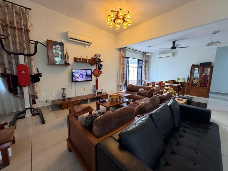 Semi-Detached House for Sale in Kempas Utama (Tebrau) - Nelson Tan Poh Kiong - Living Room - PropertyGuru.com.my