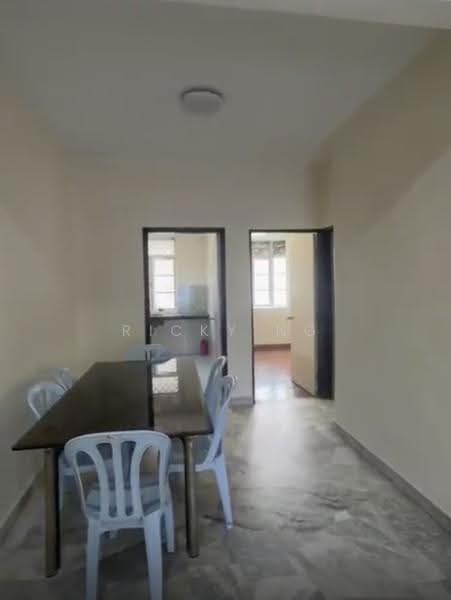 Kondominium untuk Dijual di Casa Ria - Ricky Ng - Dining Room - PropertyGuru.com.my