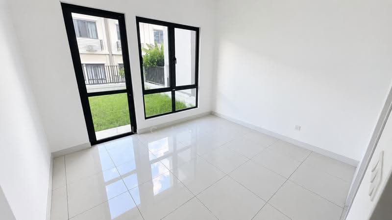 Semi-Detached House for Sale in Bandar Seri Coalfields (Sungai Buloh) - Lucas Loh - Interior - PropertyGuru.com.my