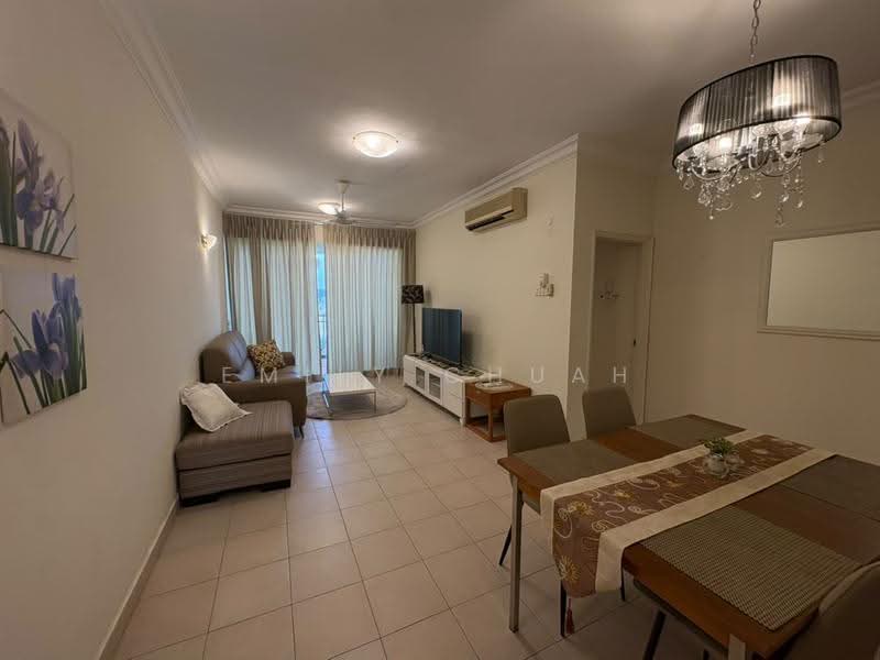 Kondominium untuk Disewa di Gurney Park Condominium - Emily Chuah - Living Room - PropertyGuru.com.my