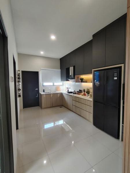 Rumah Berkembar untuk Dijual di George Town (Penang) - Jeff Ooi - Kitchen - PropertyGuru.com.my