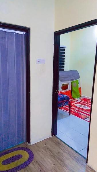Semi-Detached House for Sale in Taman Mutiara (Ulu Tiram) - JAN AU - Interior - PropertyGuru.com.my