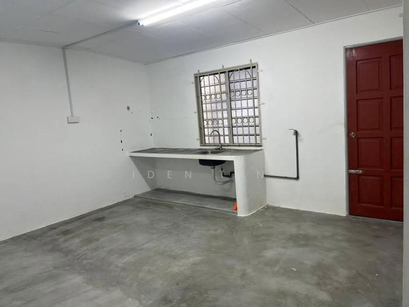 1-storey Terraced House for Sale in Skudai (Johor) - Iden Tan - Kitchen - PropertyGuru.com.my