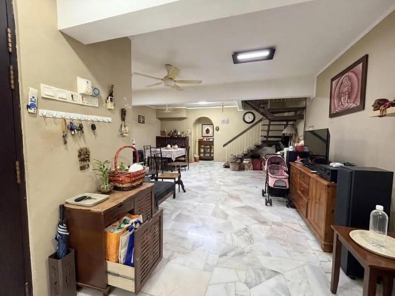 Rumah Teres 2-Tingkat untuk Dijual di Usj 2 (Subang Jaya) - NUZULHAKIMI . - Living Room - PropertyGuru.com.my