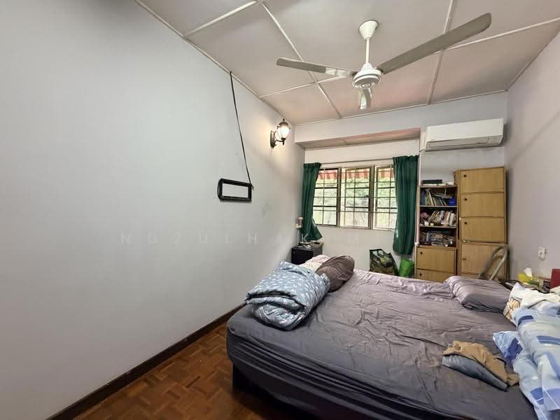 Rumah Teres 2-Tingkat untuk Dijual di Usj 2 (Subang Jaya) - NUZULHAKIMI . - Bedroom - PropertyGuru.com.my