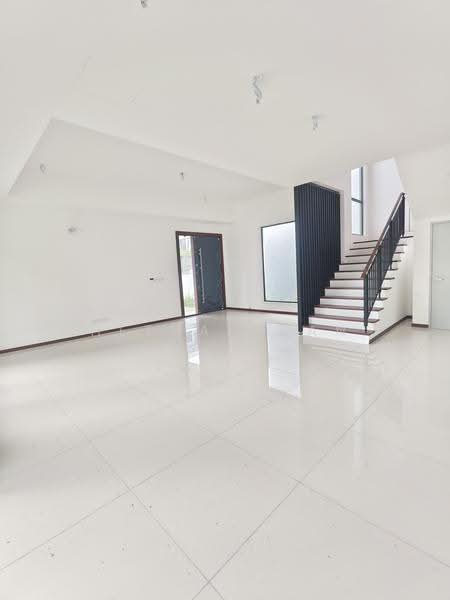 Semi-Detached House for Sale in Ampang (Selangor) - Hetha Chan - Entrance - PropertyGuru.com.my