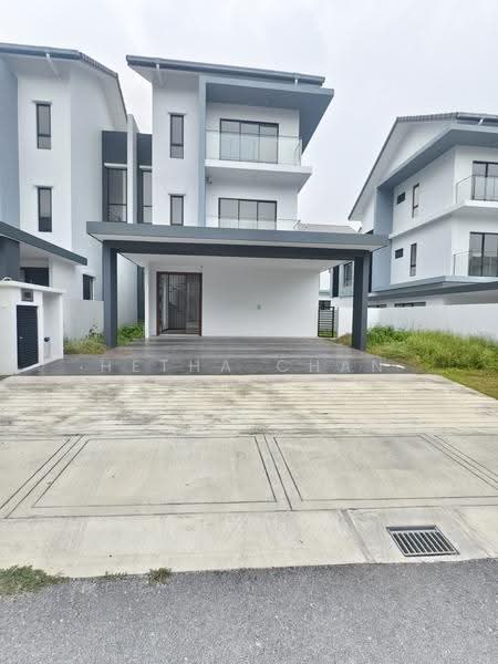 Semi-Detached House for Sale in Ampang (Selangor) - Hetha Chan - Exterior - PropertyGuru.com.my