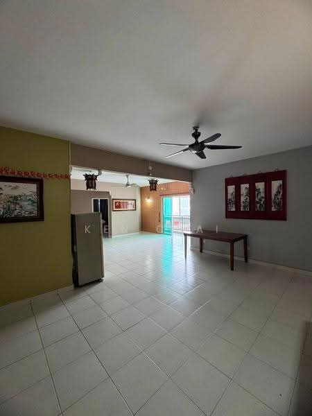 Service Residence for Sale at Tebrau City Residences - Ken Chai - Living Room - PropertyGuru.com.my