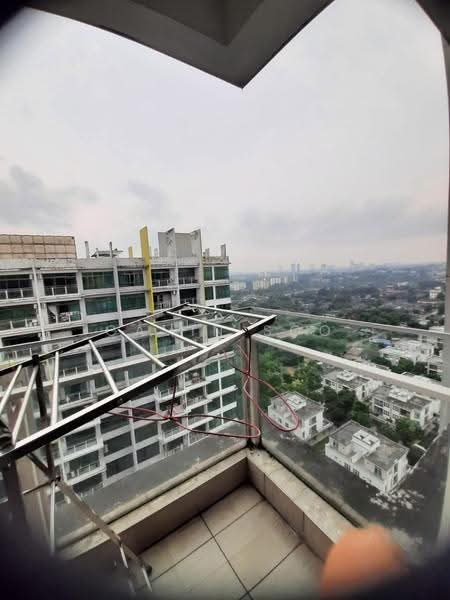 Kondominium untuk Dijual di PARC Regency (Residensi Masai) - Gavin Soo - Balcony - PropertyGuru.com.my