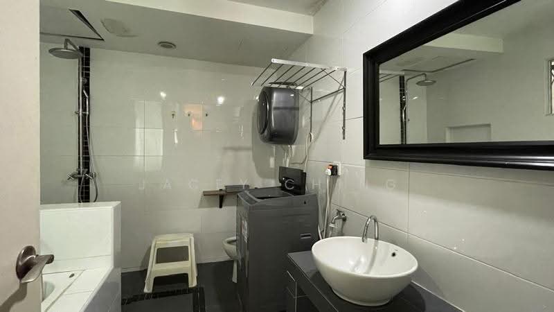 Kediaman Servis untuk Disewa di Ritze Perdana 2 - Jacey Ching - Bathroom - PropertyGuru.com.my